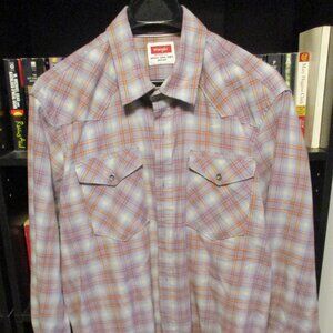 Wrangler Men's Multi-Colored Plaid Long Sleeved Metal Button Up Shirt Sz. XL